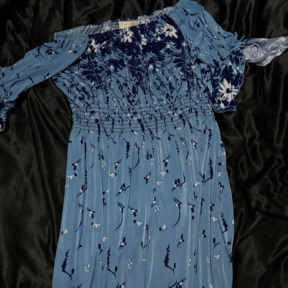 Chic Blue Floral Long Sleeve Dress